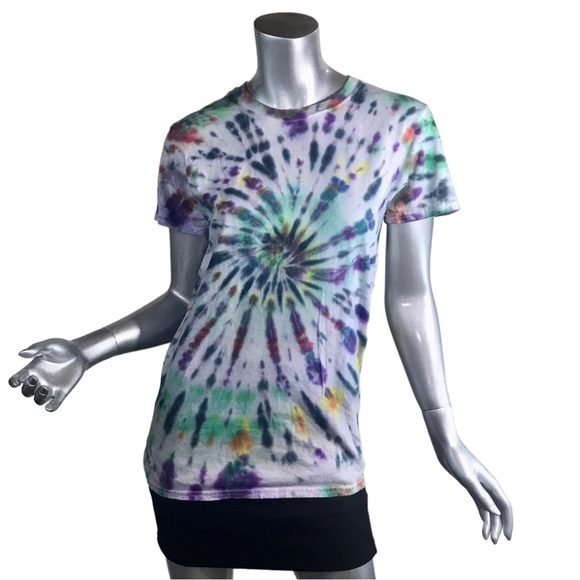 Handmade Tie Dye T Shirt Small 34-36 Gildan Cotton Crew Neck. - Picture 1 of 12